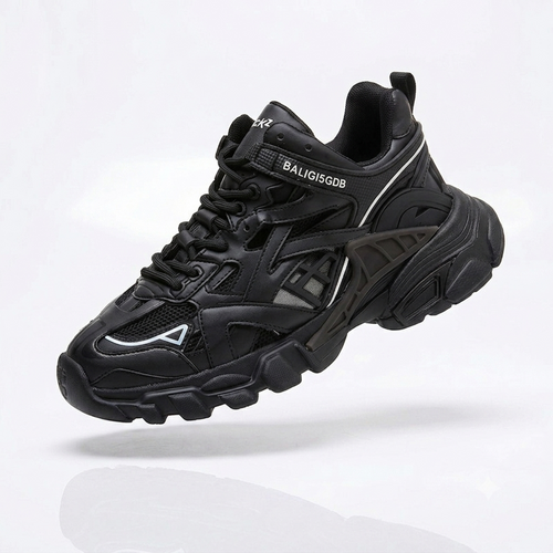 All-match sneakers
