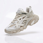 All-match sneakers